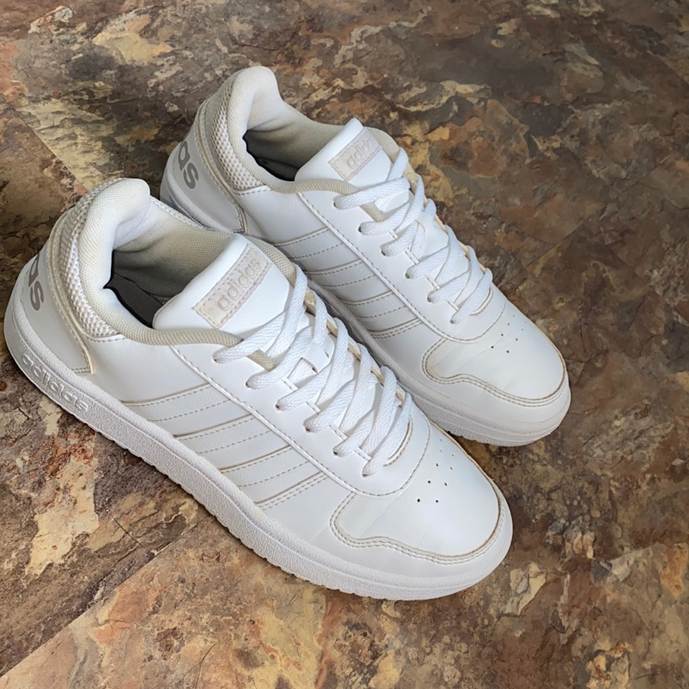 Adidas hoops 2.0 sneakers